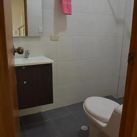 Casa Shalom Guest house *